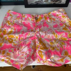 Lilly Pulitzer shorts, Size 00, Ooh La La print